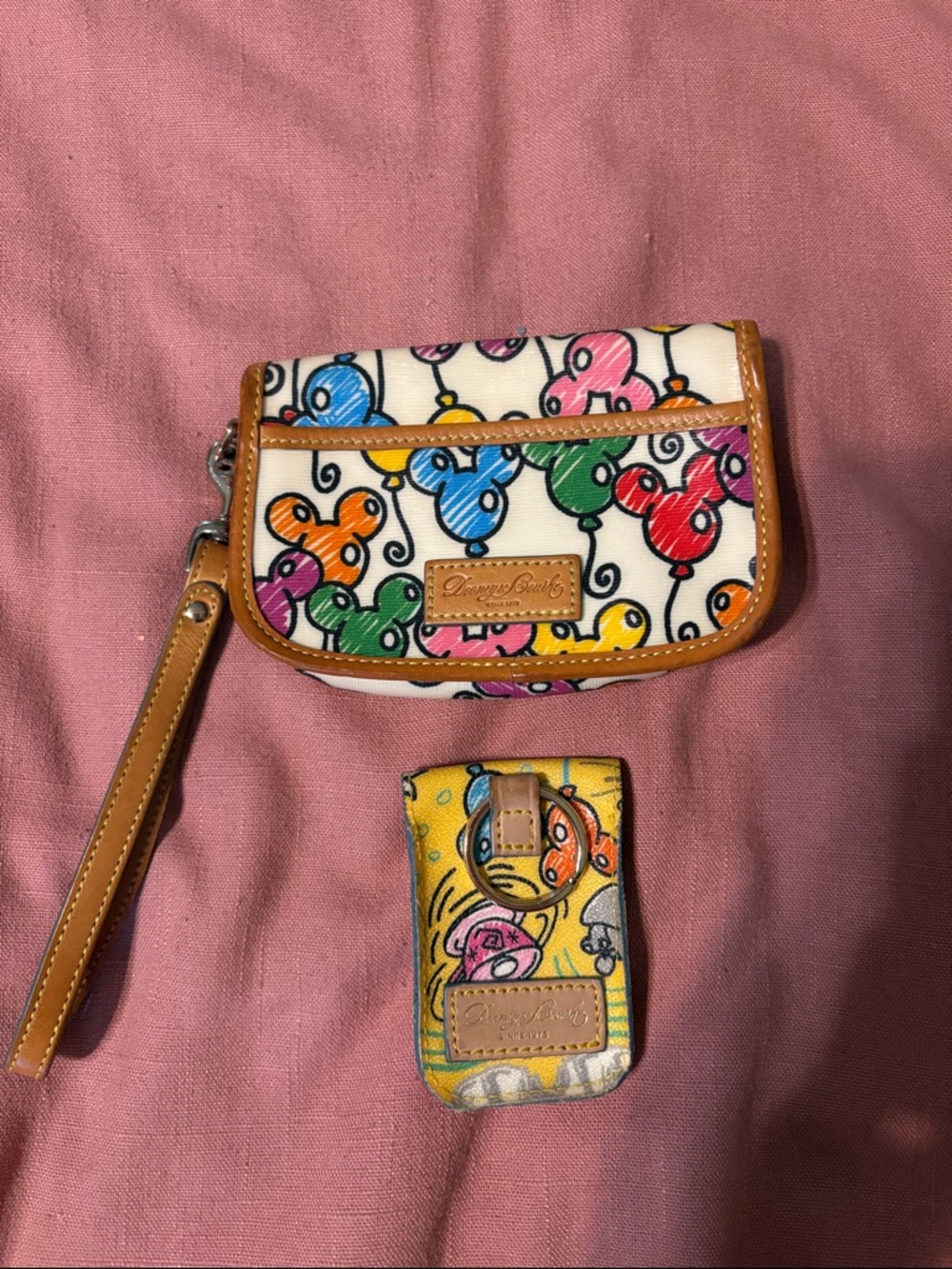 Mini Wristlet Wallet in Multicolor Balloon Print Dooney and Bourke - Picture 2 of 6
